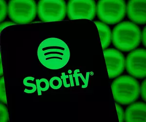 Spotify introduce eticheta „AI Persona” pentru a identifica muzica generată cu inteligență artificială
