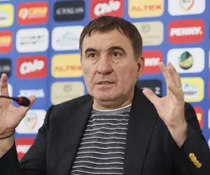 Doi jucători părăsesc lotul României! Ce plan are Gică Hagi cu ei