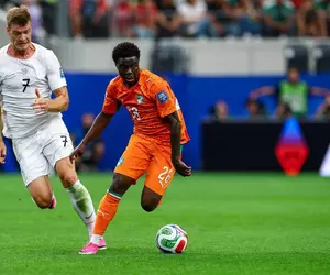 Ca în filme: fotbalistul de la Mondial, răpit în drumul spre noul club