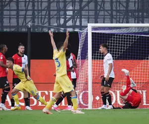 Fiorentina - Frosinone » Bîrligea a debutat în Serie A, într-un meci de coșmar pentru Drăgușin! Rezultat neverosimil