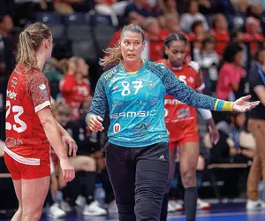 Transfer răsunător în Liga Florilor: Sakura Hauge Kametani