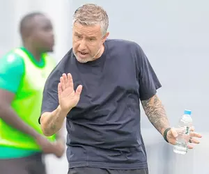 Laurențiu Reghecampf, ședință de 3 ore înainte să semneze cu FCSB! » Reproșul făcut de club
