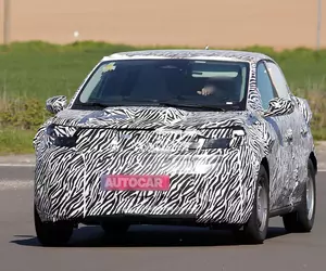 Primele imagini: noua Dacia Evader a fost surprinsă astăzi pe stradă!