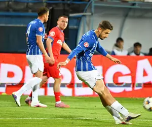 Interes pentru Victor Dican! Unde poate ajunge fotbalistul Farului
