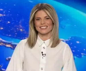 Roxana Hulpe își schimbă programul la Știrile Pro TV! Prezentatoarea nu va mai apărea în fiecare weekend. Motivul are legătură cu fiica ei