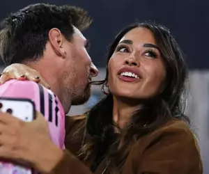 Adevărul neștiut despre relația dintre Messi și Antonela Roccuzzo! Ce făcea marele fotbalist când avea doar 12 ani ca să o poată vedea