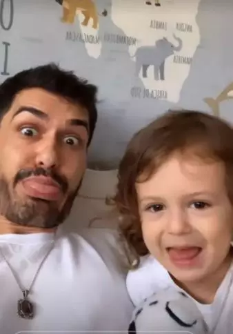 george-burcea-si-fetitele-lui-4