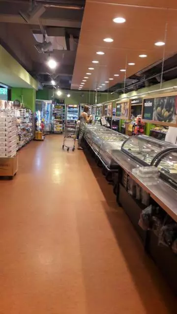 iulia albu piata (4)