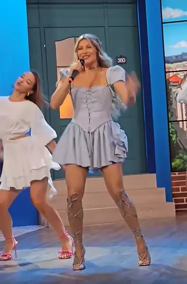 lora-sexy-reactie-cabral-5