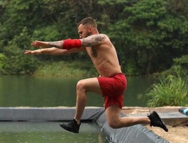 Cine Este Cosmin Stanciu De La „Survivor România 2021". A ...