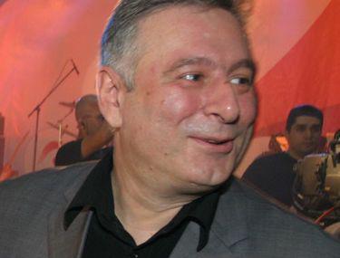 S Au Casatorit In Urma Cu Cateva Zile Primele Imagini Cu Madalin Voicu Si Iubita Pictorita Dupa Nunta Secreta Cancan Ro
