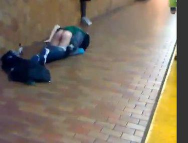 Incredibil Doi Canadieni Suprinsi In Timp Ce Făceau Sex In Staţia De Metrou Video Interzis Minorilor Stiri știri Externe Libertatea Libertatea