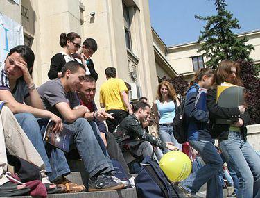 Regulile Pentru Admiterea La Facultate La Ce Facultăți Se Mai Dau Examene Libertatea