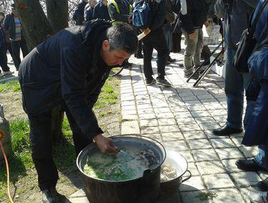 Festivalul Scrumbiei La Galați Tradiția Borșului De Pește Un Mit Periculos Foto Stiri știri Romania Libertatea Libertatea