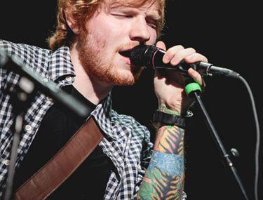 Ed Sheeran A Cumpărat Toate Proprietăţile Din Jurul Casei Sale Libertatea