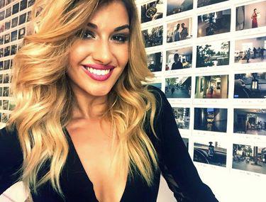 Exclusiv Alina Eremia Era Să O Pățească Grav După Un Concert A Stat Două Ore Sechestrată In Mașină Entertainment Monden Libertatea Libertatea