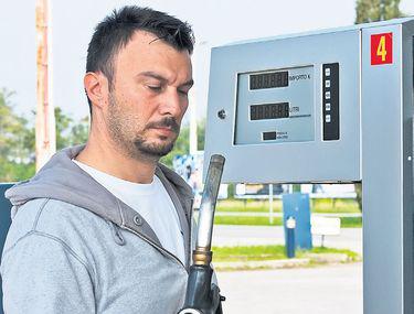 Atenție Maximă La Alimentare Ce Se Intamplă Dacă Incurci Motorina Cu Benzina și Invers Stiri Libertatea Libertatea