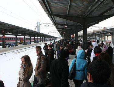 Cum Poţi Afla In Timp Real Dacă Trenul Tău Are Intarziere Stiri știri Romania Libertatea Libertatea
