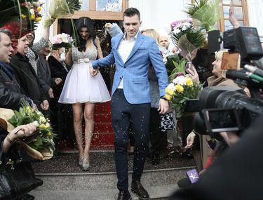 600 De Dosare Au Fost Depuse Pentru Stimulentul Prima Căsătorie De 1 500 De Lei Anunță Primăria Capitalei Libertatea