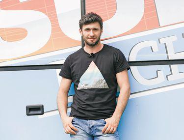 Dragoș știe Meserie Actorul Care Prezintă Visuri La Cheie E Cu Ochii Pe Meșteri și Aplică Acasă Tot Ce Invață De La Ei Entertainment Monden Libertatea Libertatea