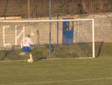 Așa Ceva Nu S A Văzut De Cand S A Inventat Fotbalul E Cea Mai Mare Ratare Din Istorie Video Fotbal Sport Libertatea Libertatea