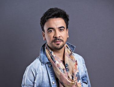 Daniel Max Dragomir De La Te Cunosc De Undeva De Nerecunoscut Libertatea