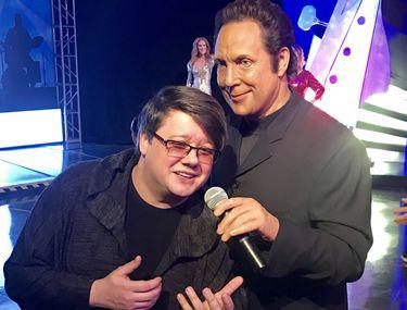 Paul Surugiu Fuego In Duet Inedit Cu Tom Jones Artistul Pleacă In Turneu De Primăvară Entertainment Monden Libertatea Libertatea