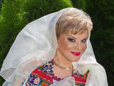 Ionela Prodan A Murit Artista De Muzică Populară A Pierdut Lupta Cu Boala Libertatea