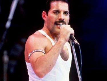 Elton John Dezvăluiri Cutremurătoare Despre Ultimele Zile De Viață Ale Lui Freddie Mercury Libertatea