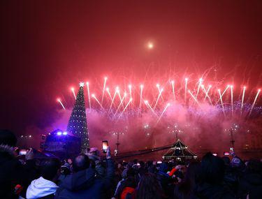 60 000 De Bucureșteni In Stradă In Noaptea De Revelion Libertatea