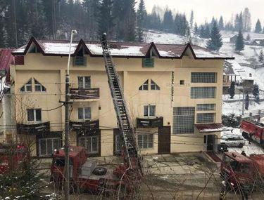 Incendiu Puternic La O Pensiune Din Vatra Dornei 10 Persoane Au Fost Evacuate Libertatea