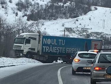 Traficul Auto și Feroviar Blocate Pe Dn1 In Județul Cluj