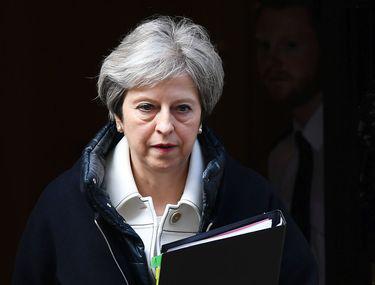Theresa May Anunță Că Va Demisiona Libertatea