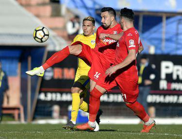 Liga 2 Etapa A 32 A Chindia A Bătut Liderul Clinceni Fc Argeș Farul 0 1 U Cluj și Petrolul Invinse Acasă Fotbal Sport Libertatea Liga 2 Etapa A 32 A Libertatea