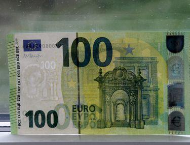 Curs Valutar 5 Iunie Leul Continuă Să Se Aprecieze Libertatea