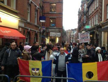 Romani In Londra Uk Home Facebook
