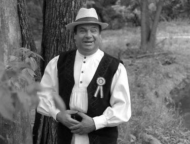Doliu In Romania O Cunoscută Interpretă De Muzică Populară S A Stins Din Viață Actualitate