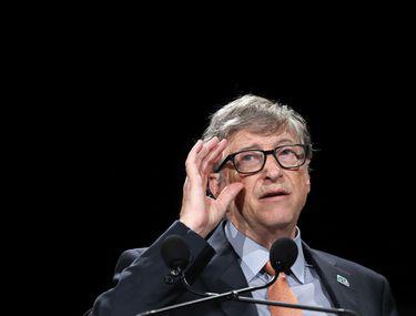 Bill Gates Cel Mai Bogat Om Din Lume L A Depășit Pe Jeff Bezos Libertatea