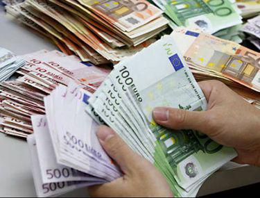 Curs Valutar 12 Decembrie 2019 Euro In Scădere Ușoară Libertatea