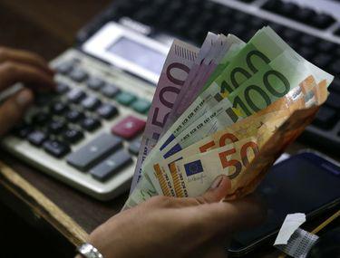 Curs Valutar 3 Iunie 2020 Leul S A Apreciat In Raport Cu Euro Libertatea