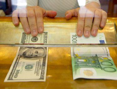 Curs Bnr 24 Septembrie 2020 Euro și Dolarul Au Crescut Din Nou Un Nou Maxim Istoric Atins De Moneda Europeană Stiri știri Romania Libertatea Libertatea