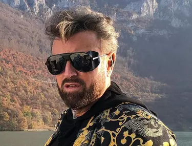 CÄƒtÄƒlin Botezatu A Vorbit Despre OperaÈ›iile Estetice Libertatea