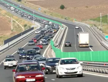 Trafic Aglomerat Pe Autostrada Soarelui Spre Litoral Libertatea