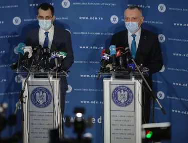 Sorin Cimpeanu Despre RelaÈ›ia Cu Vlad Voiculescu Deseori Avem Opinii Divergente Libertatea