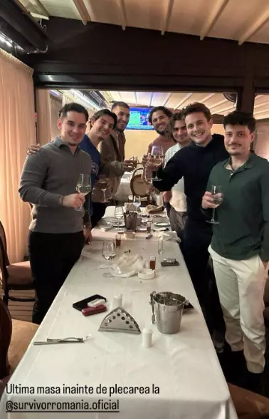 Aris Eram și prietenii lui