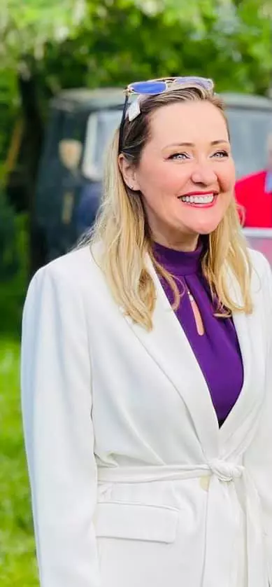 elena-lasconi-casatoriti-pe-nevazute-3
