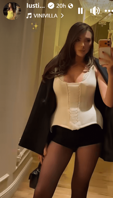 Iustina Loghin tinute de ziua ei de nastere