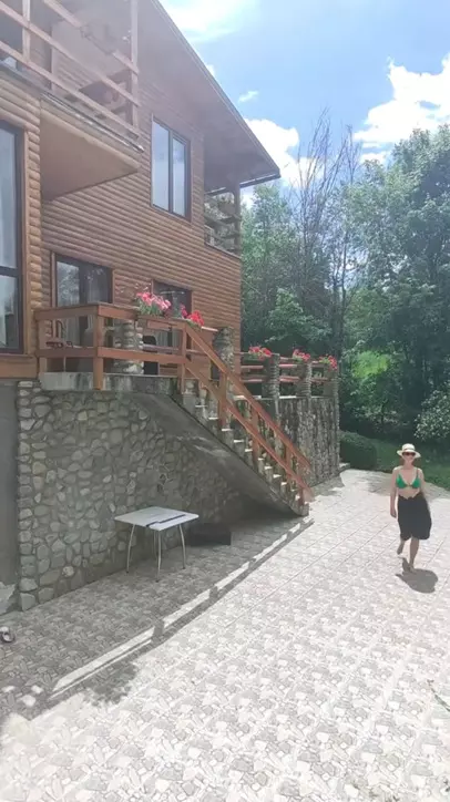 andreea marin costum baie casa tara telega prahova (8)