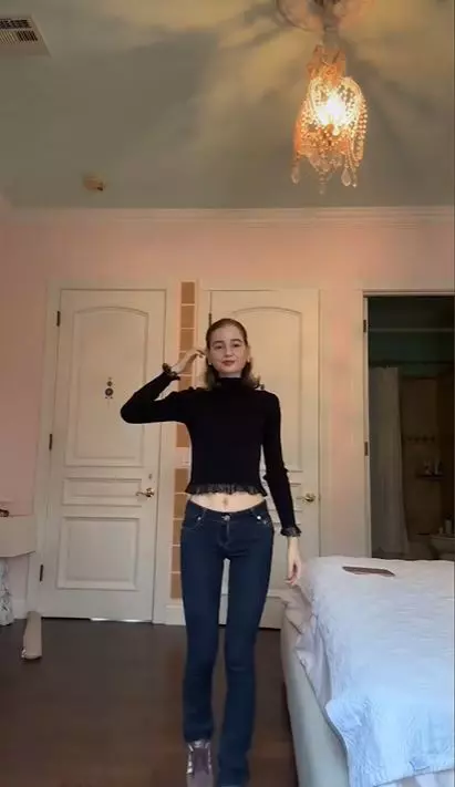 Irina Columbeanu - cameră SUA (3)