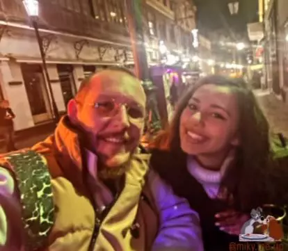 What’s UP și soția (3)